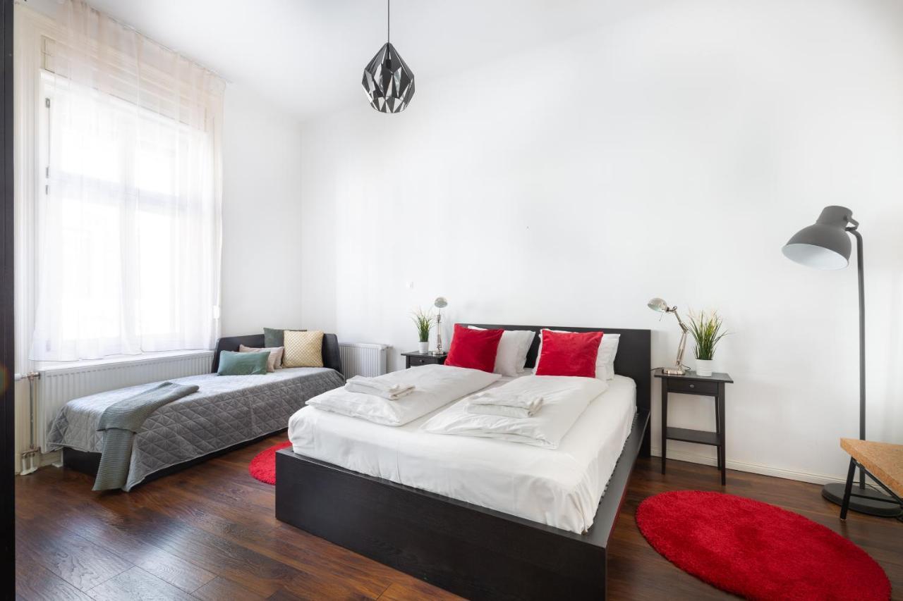 Апартаменты Red Dot One - New Unit In Heart Of Jewish Quarter Будапешт Экстерьер фото