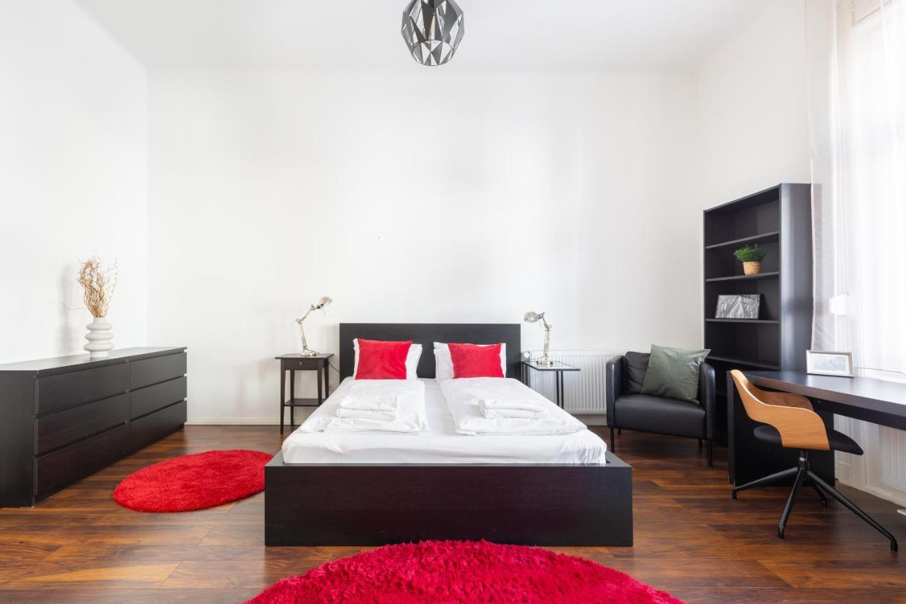 Апартаменты Red Dot One - New Unit In Heart Of Jewish Quarter Будапешт Экстерьер фото