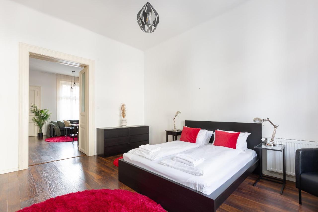 Апартаменты Red Dot One - New Unit In Heart Of Jewish Quarter Будапешт Экстерьер фото